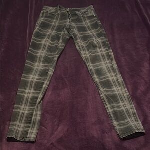 Chic Gray Plaid Pants